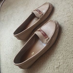 Coach flats